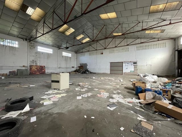 Business for sale in Camponaraya - € 310,000 (Ref: 7102064)