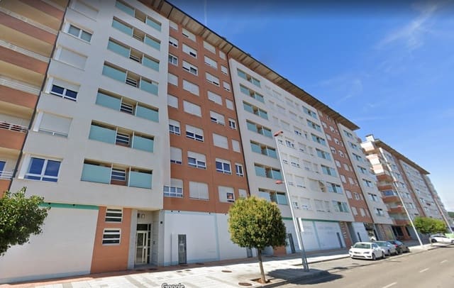Commercial for sale in Ponferrada - € 60,000 (Ref: 7151132)