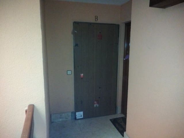 3 soveværelse Lejlighed til salg i Villaquilambre - € 75.000 (Ref: 7169377)