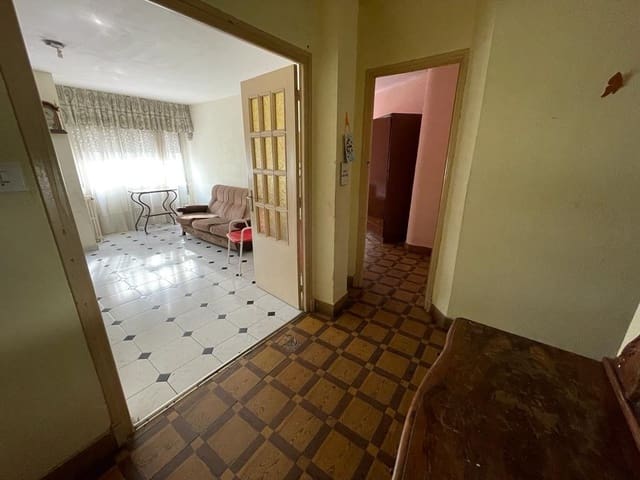 3 sovrum Lägenhet till salu i Ponferrada - 60 000 € (Ref: 7187349)