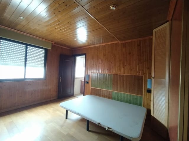 3 slaapkamer Penthouse te koop in Ponferrada - € 28.000 (Ref: 7300611)