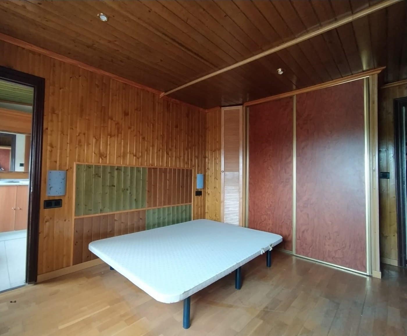 3 bedroom Penthouse for sale in Ponferrada - € 28,000 (Ref: 7300611)