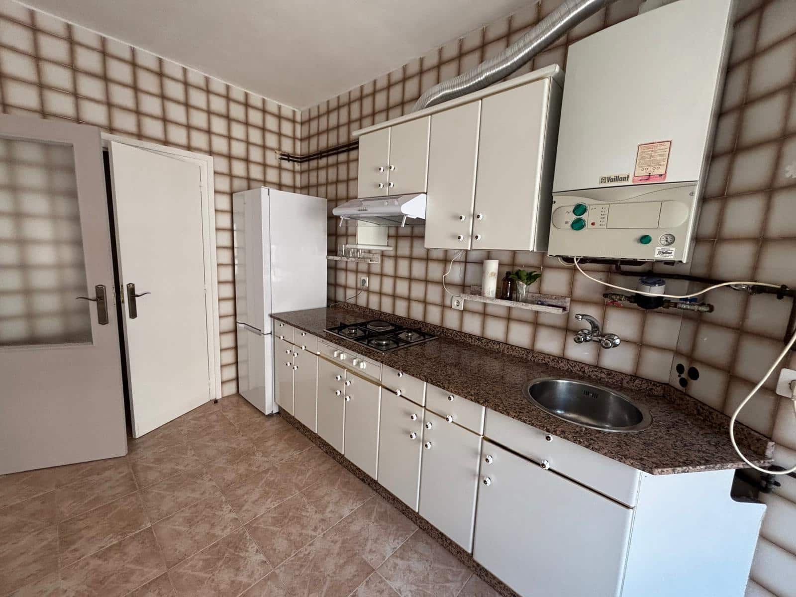 3 bedroom Flat for rent in Ponferrada - € 470 (Ref: 7604065)