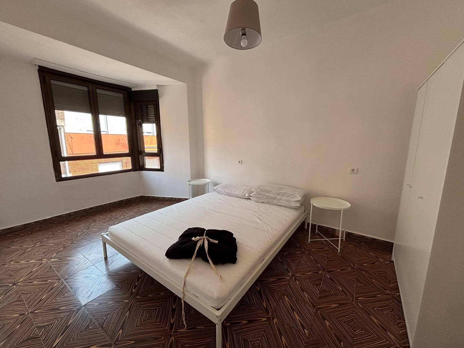 3 bedroom Flat for rent in Ponferrada - € 470 (Ref: 7604065)