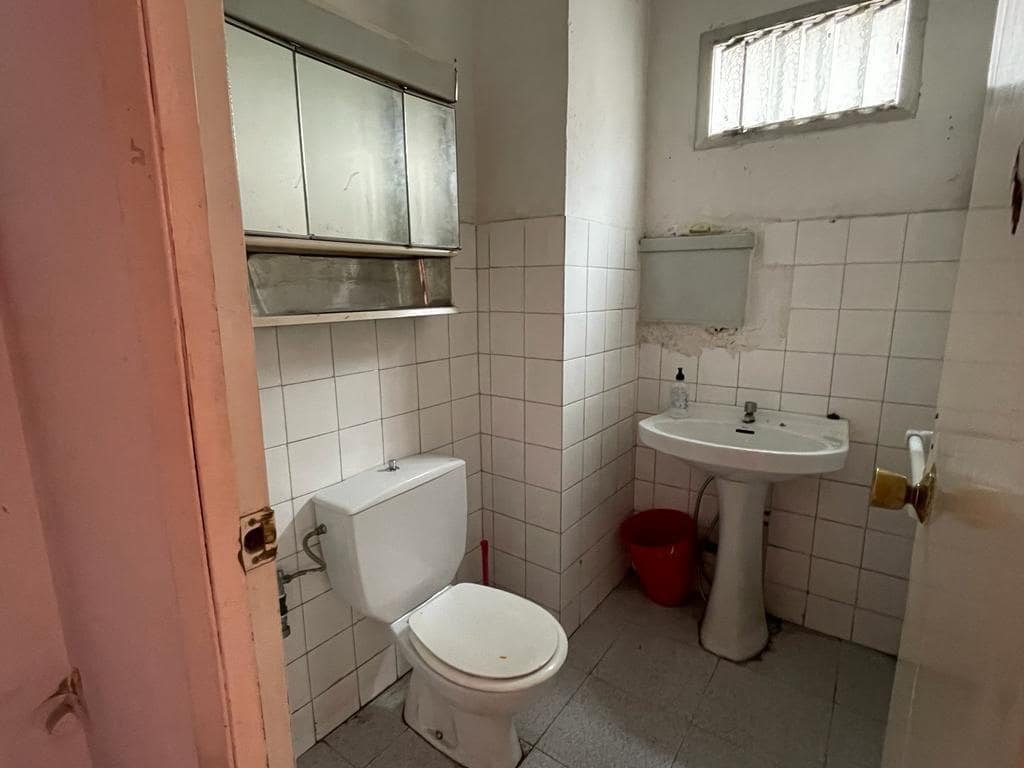 Erhverv til salg i Ponferrada - € 68.000 (Ref: 7663427)