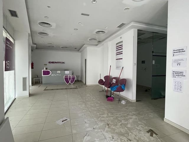 Erhverv til leje i Ponferrada - € 3.500 (Ref: 7666789)