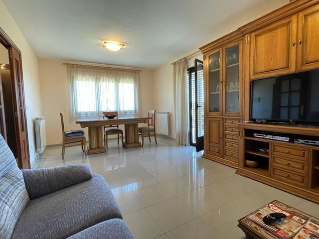 4 soveværelse Villa til salg i Corullón med garage - € 200.000 (Ref: 7754587)