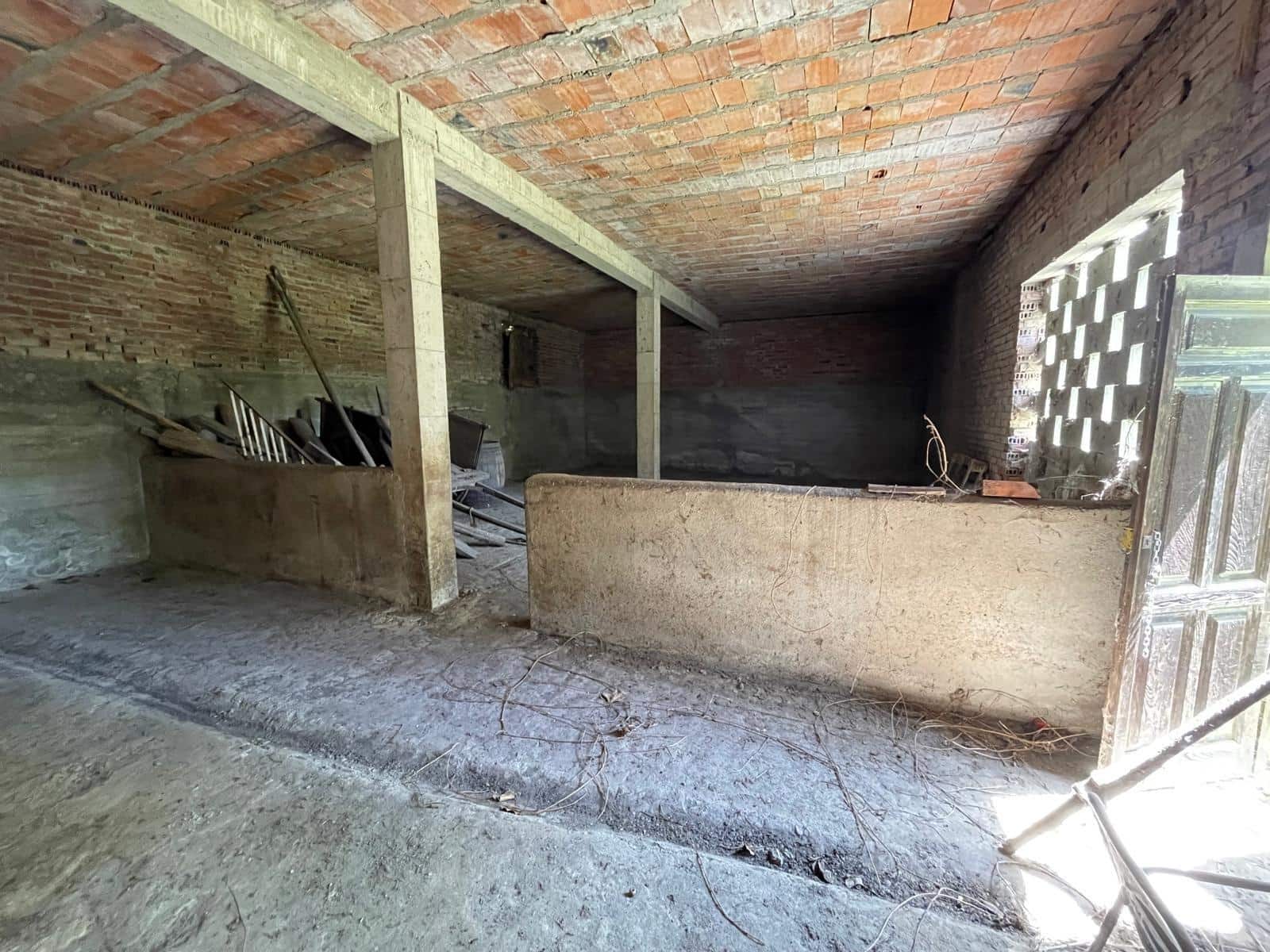 Finca/Landehus til salg i Ponferrada - € 85.000 (Ref: 8130957)