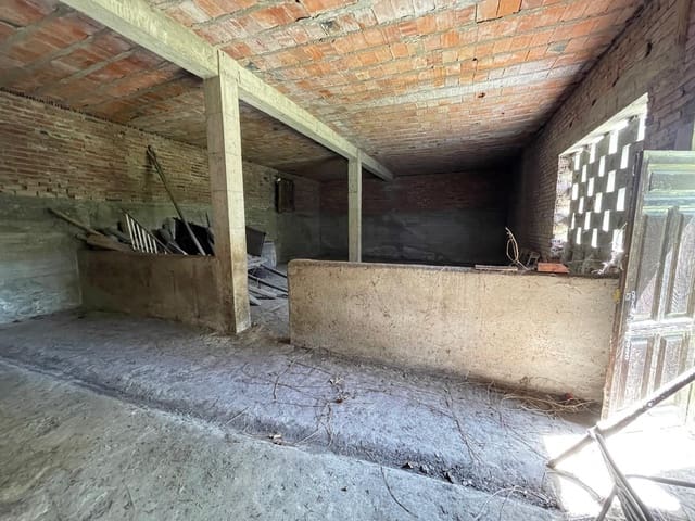 Finca/Landehus til salg i Ponferrada - € 85.000 (Ref: 8130957)