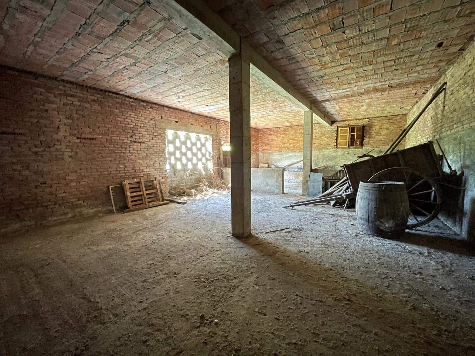 Finca/Landehus til salg i Ponferrada - € 85.000 (Ref: 8130957)