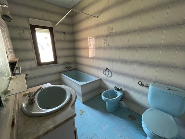 3 soveværelse Lejlighed til salg i Ponferrada - € 44.000 (Ref: 8327982)