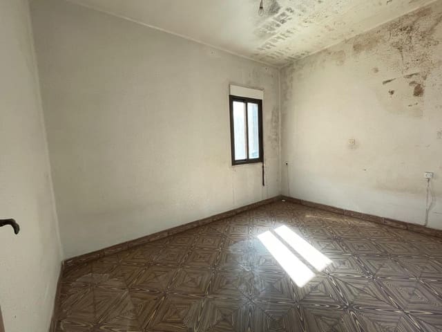 3 soveværelse Lejlighed til salg i Ponferrada - € 44.000 (Ref: 8327982)