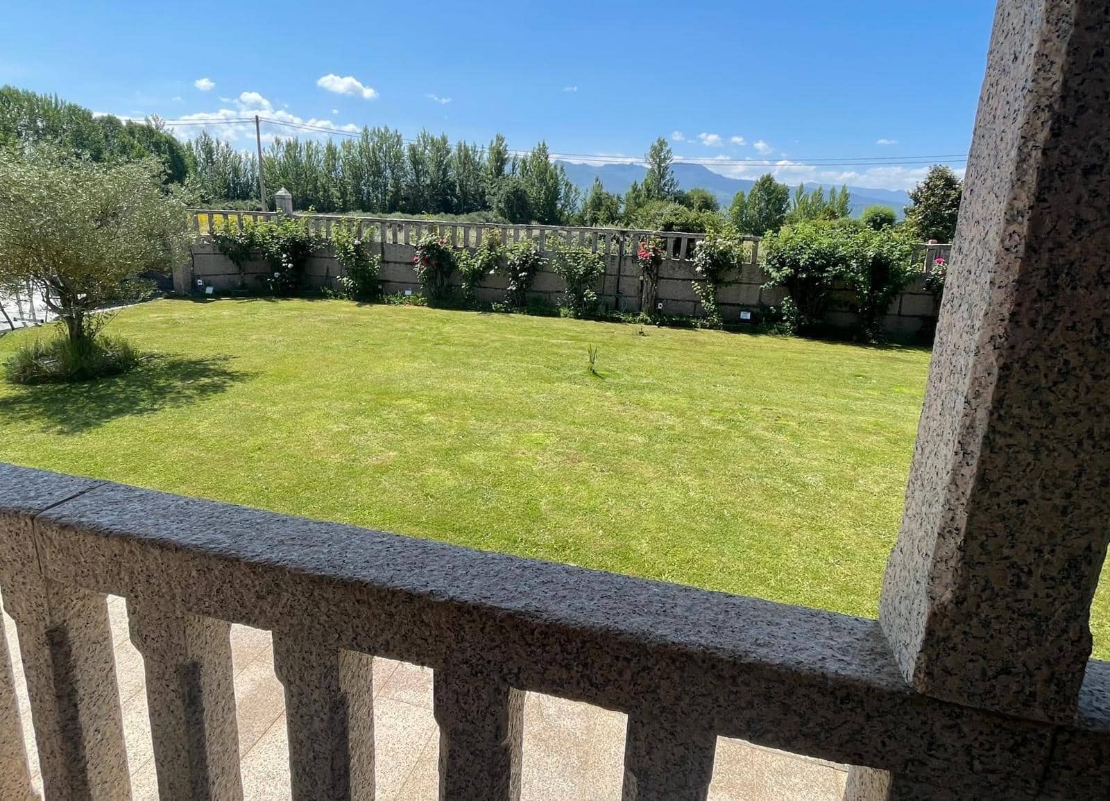 4 soveværelse Villa til salg i Camponaraya med garage - € 325.000 (Ref: 8363662)