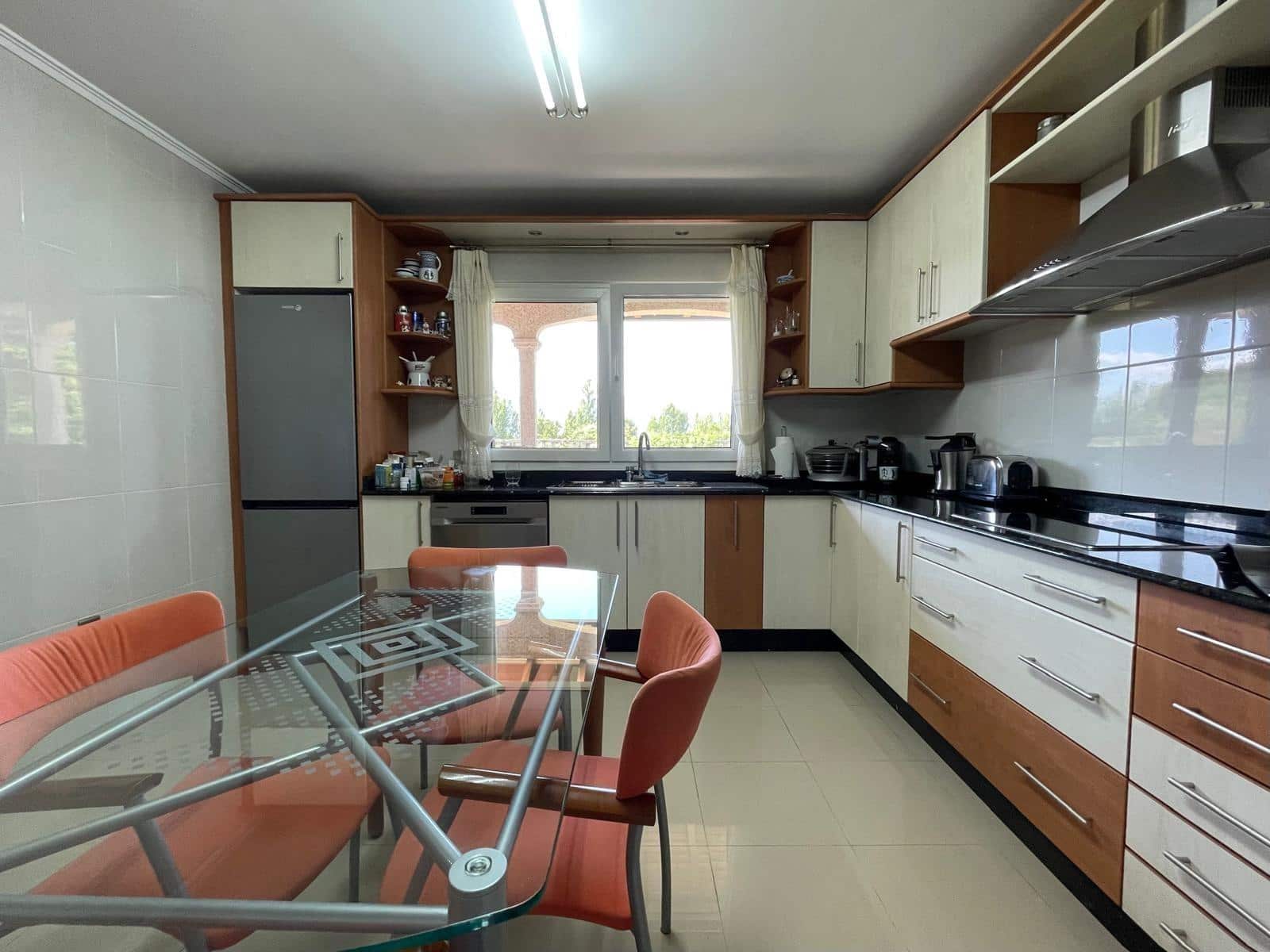 4 soveværelse Villa til salg i Camponaraya med garage - € 325.000 (Ref: 8363662)