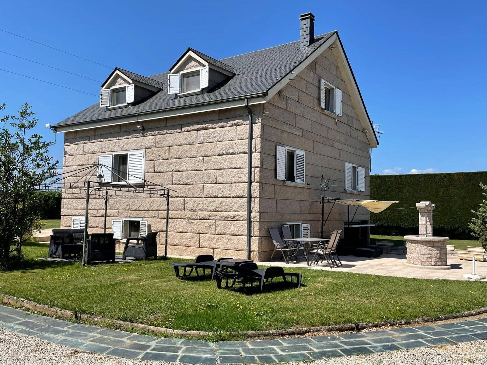 4 soveværelse Villa til salg i Camponaraya med garage - € 325.000 (Ref: 8363662)