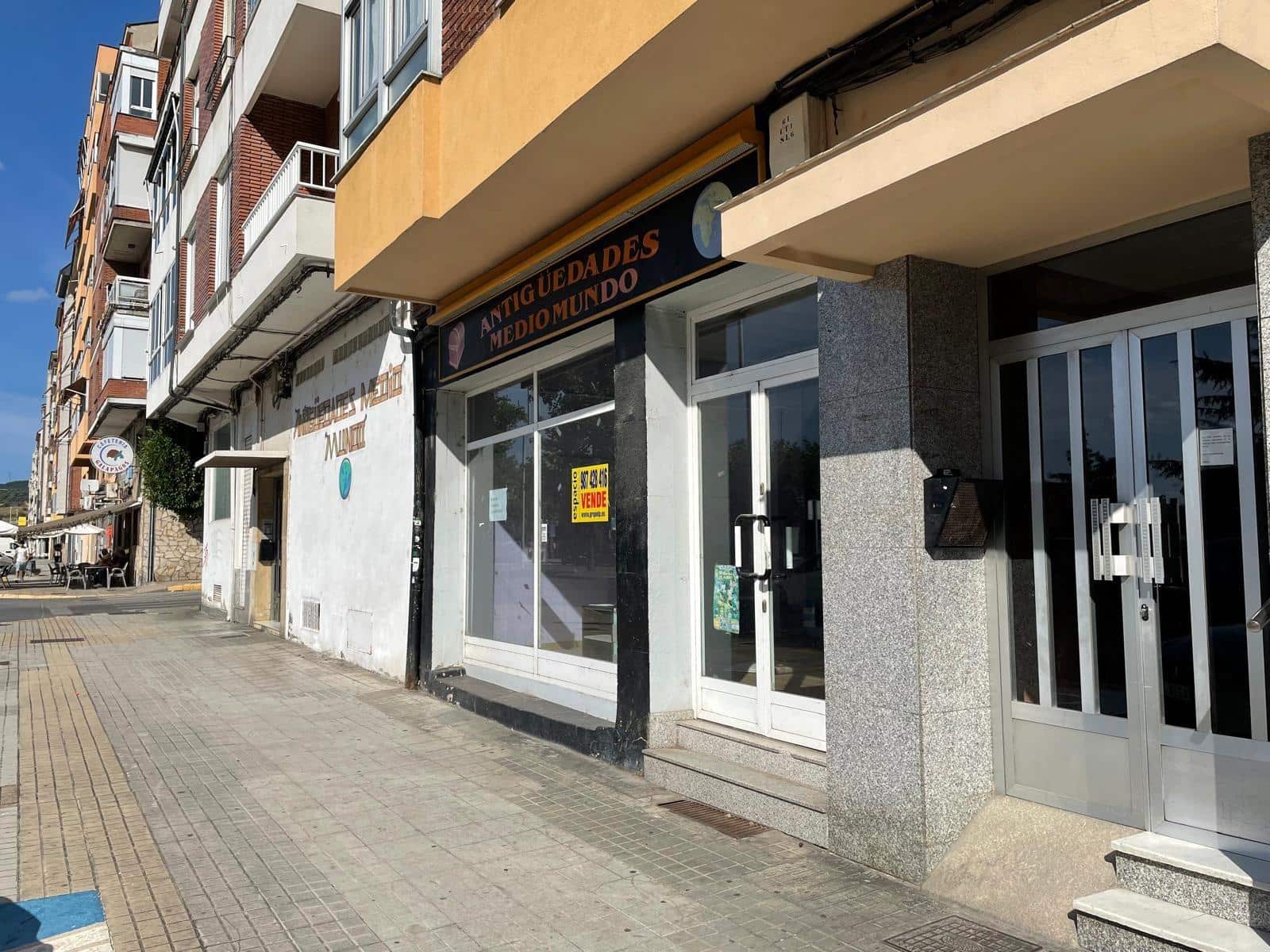 Commercial for sale in Ponferrada - € 67,000 (Ref: 8514515)