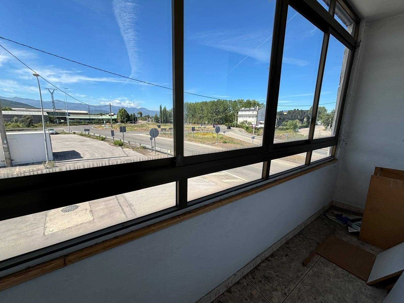 Virksomhed til salg i Cubillos del Sil med garage - € 155.000 (Ref: 8519318)