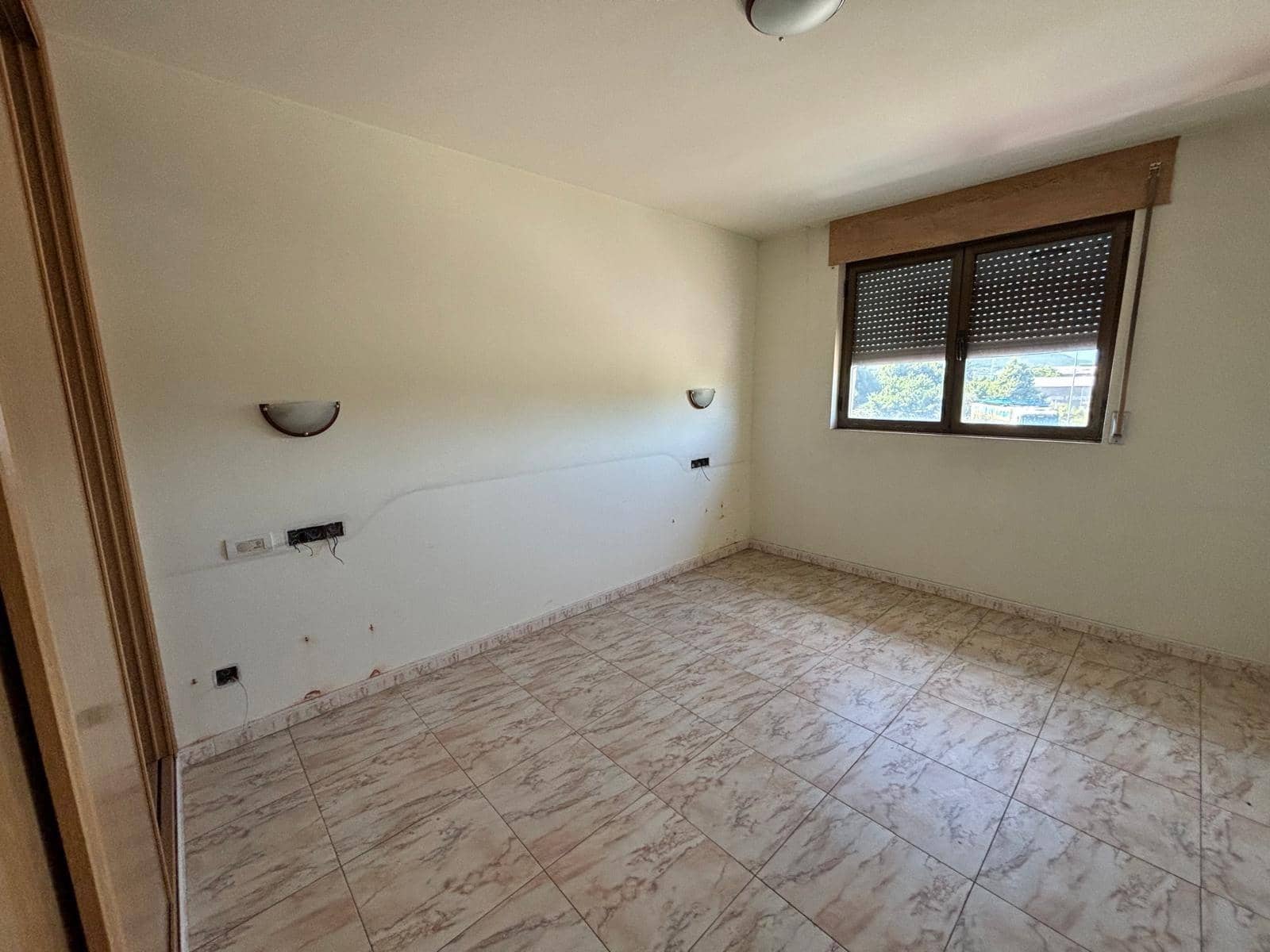 Virksomhed til salg i Cubillos del Sil med garage - € 155.000 (Ref: 8519318)