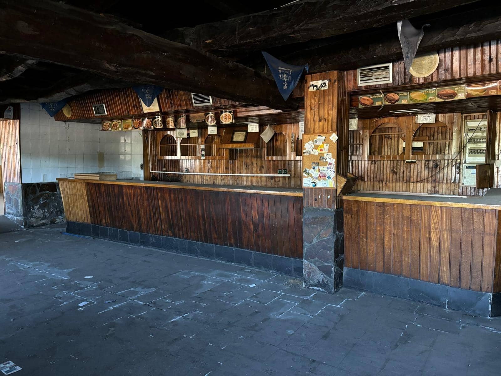 Virksomhed til salg i Cubillos del Sil med garage - € 155.000 (Ref: 8519318)