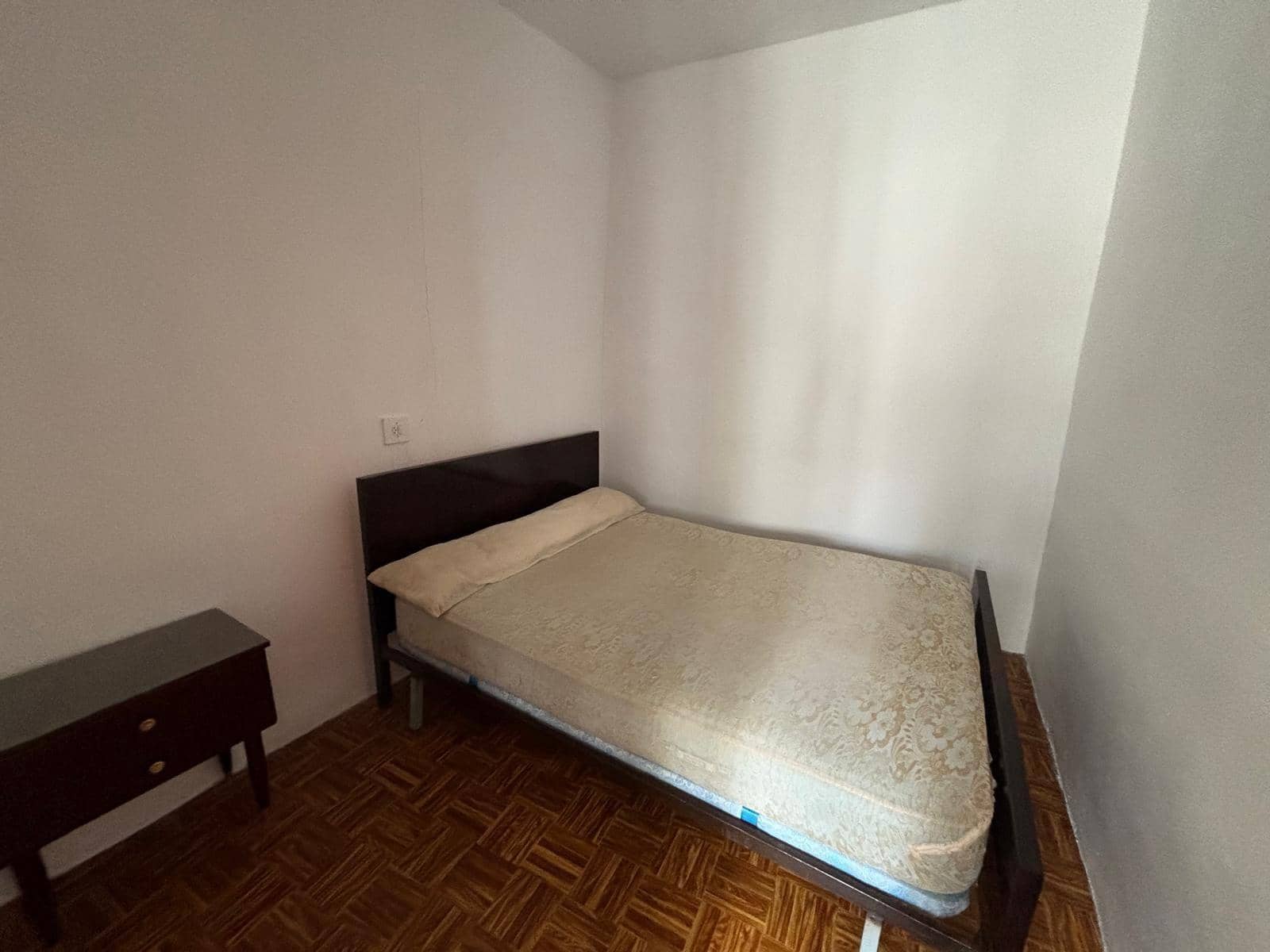 4 soverom Finca/Herregård til salgs i Castropodame - € 35 000 (Ref: 8584496)