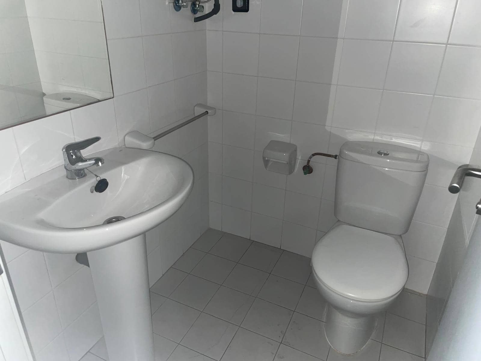 Komercyjne na sprzedaż w Ponferrada - 69 000 € (Ref: 8599536)