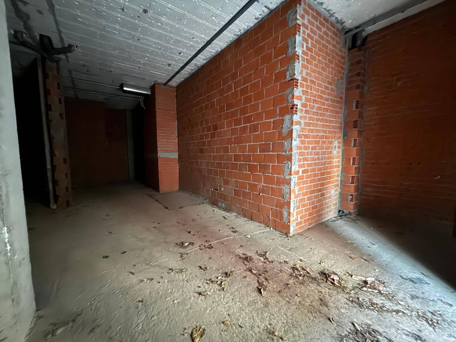 Erhverv til salg i Ponferrada - € 56.000 (Ref: 8610824)