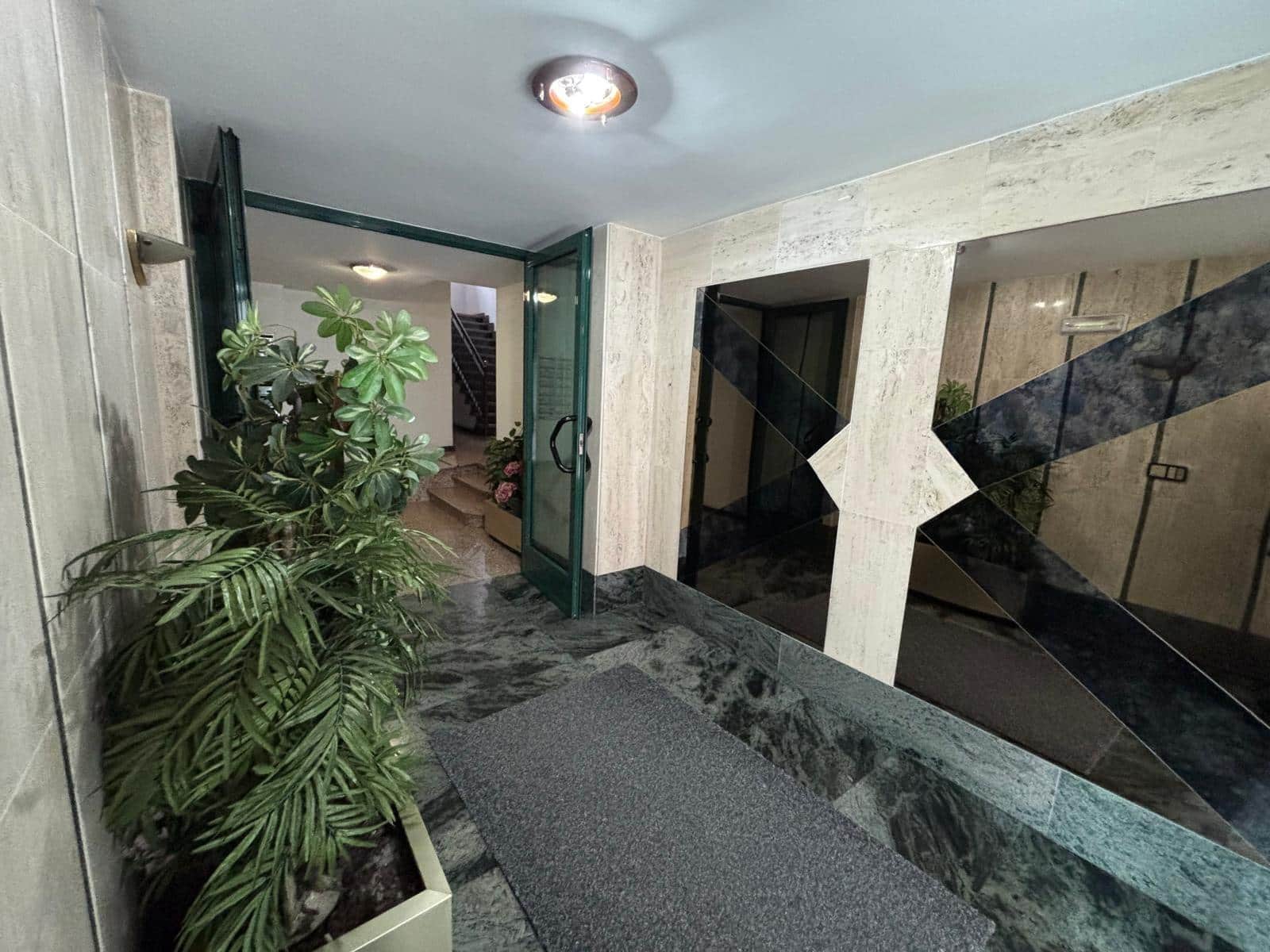 3 soveværelse Lejlighed til salg i Ponferrada med garage - € 165.000 (Ref: 8624079)