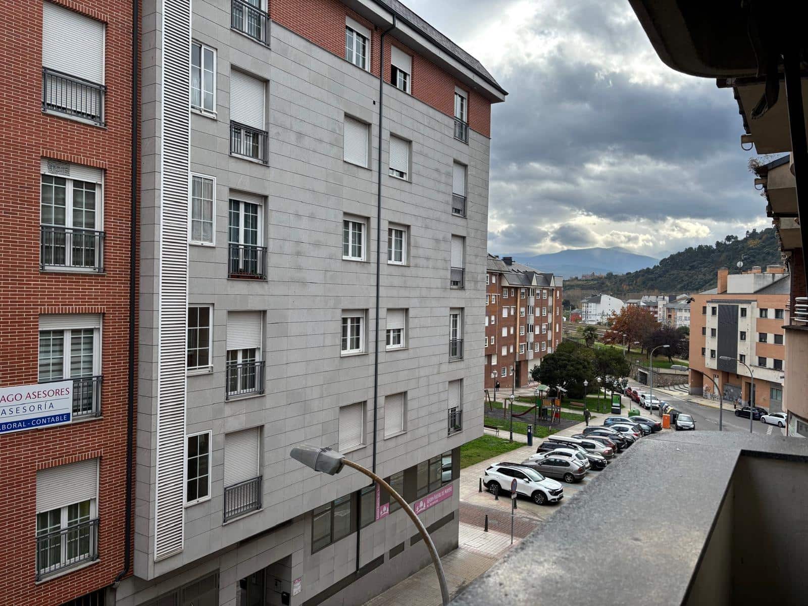 3 soveværelse Lejlighed til salg i Ponferrada med garage - € 165.000 (Ref: 8624079)