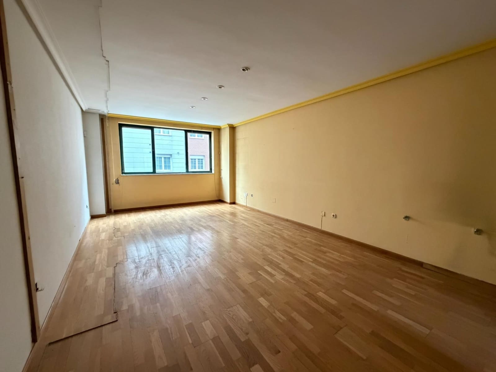 3 soverom Leilighet til salgs i Ponferrada med garasje - € 164 000 (Ref: 8624079)