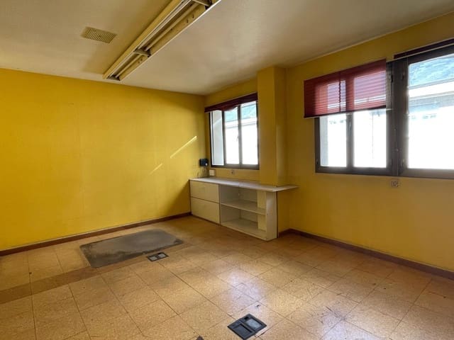 Kontor til salgs i Ponferrada - € 41 040 (Ref: 8645136)