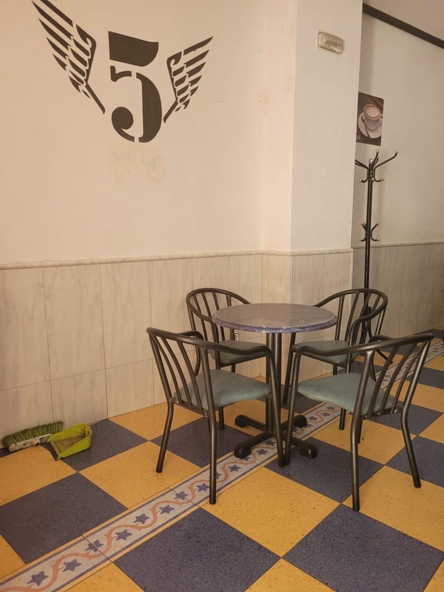 Virksomhed til leje i Ponferrada - € 500 (Ref: 8662679)