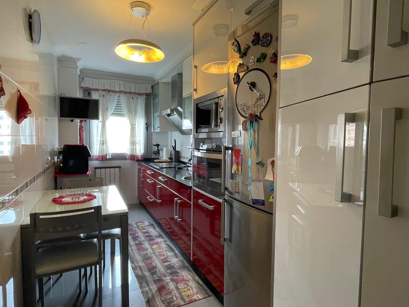 3 soveværelse Lejlighed til salg i Ponferrada med garage - € 148.000 (Ref: 8662680)