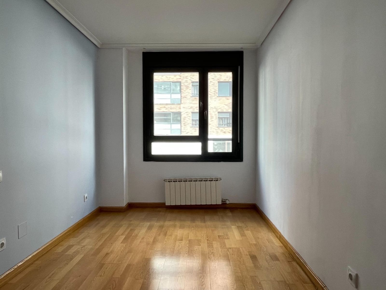 3 soveværelse Lejlighed til salg i Ponferrada - € 135.000 (Ref: 8701674)