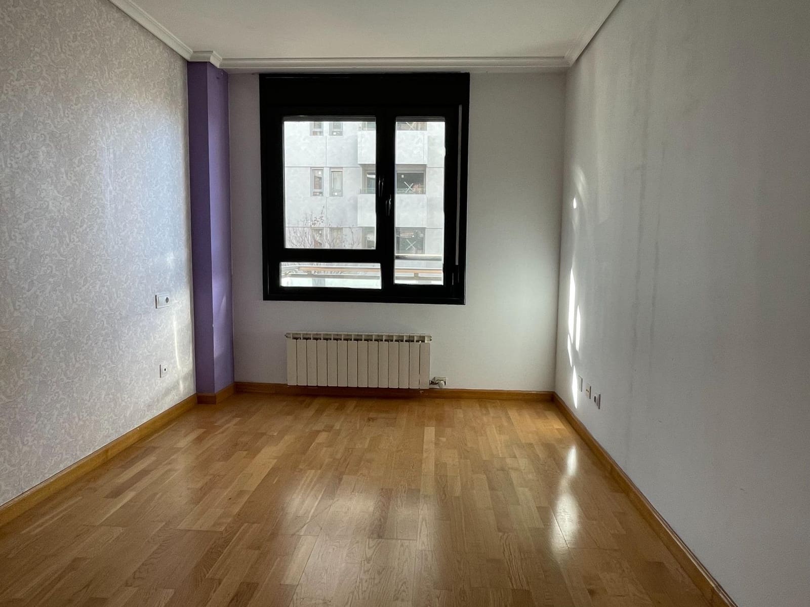 3 soveværelse Lejlighed til salg i Ponferrada - € 135.000 (Ref: 8701674)