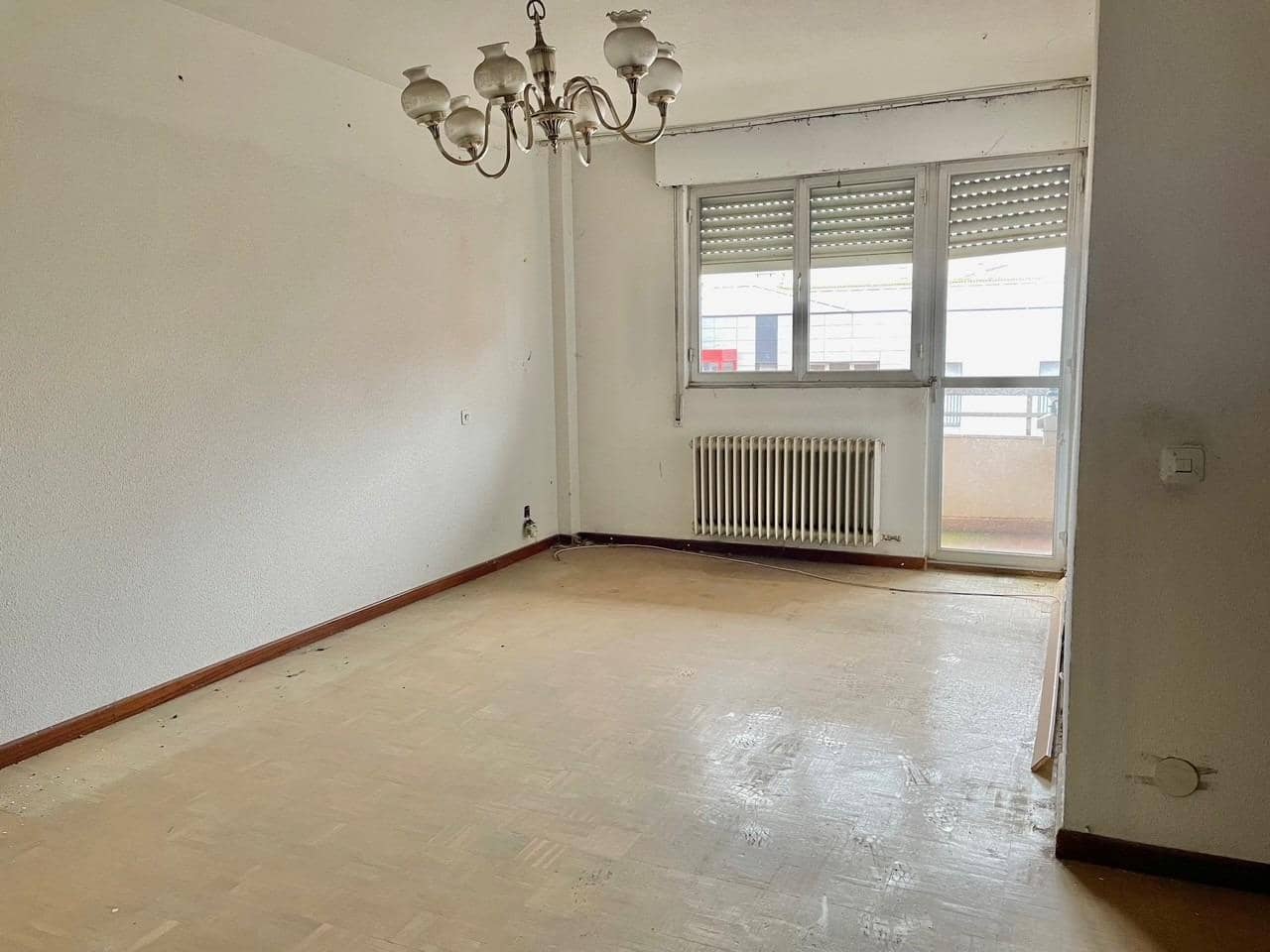 3 soveværelse Lejlighed til salg i Valencia de Don Juan - € 44.000 (Ref: 8716548)