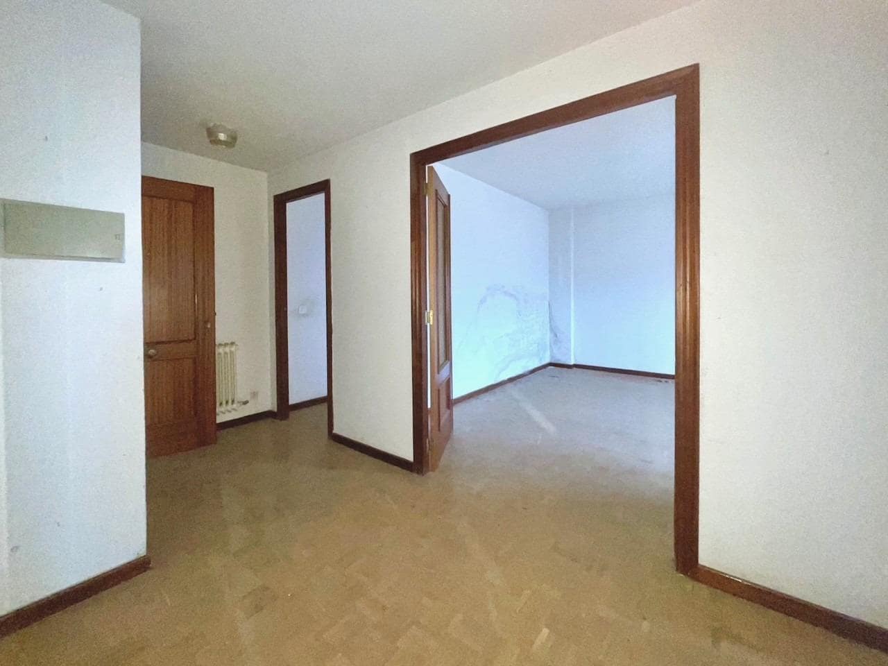 3 soveværelse Lejlighed til salg i Valencia de Don Juan - € 44.000 (Ref: 8716548)