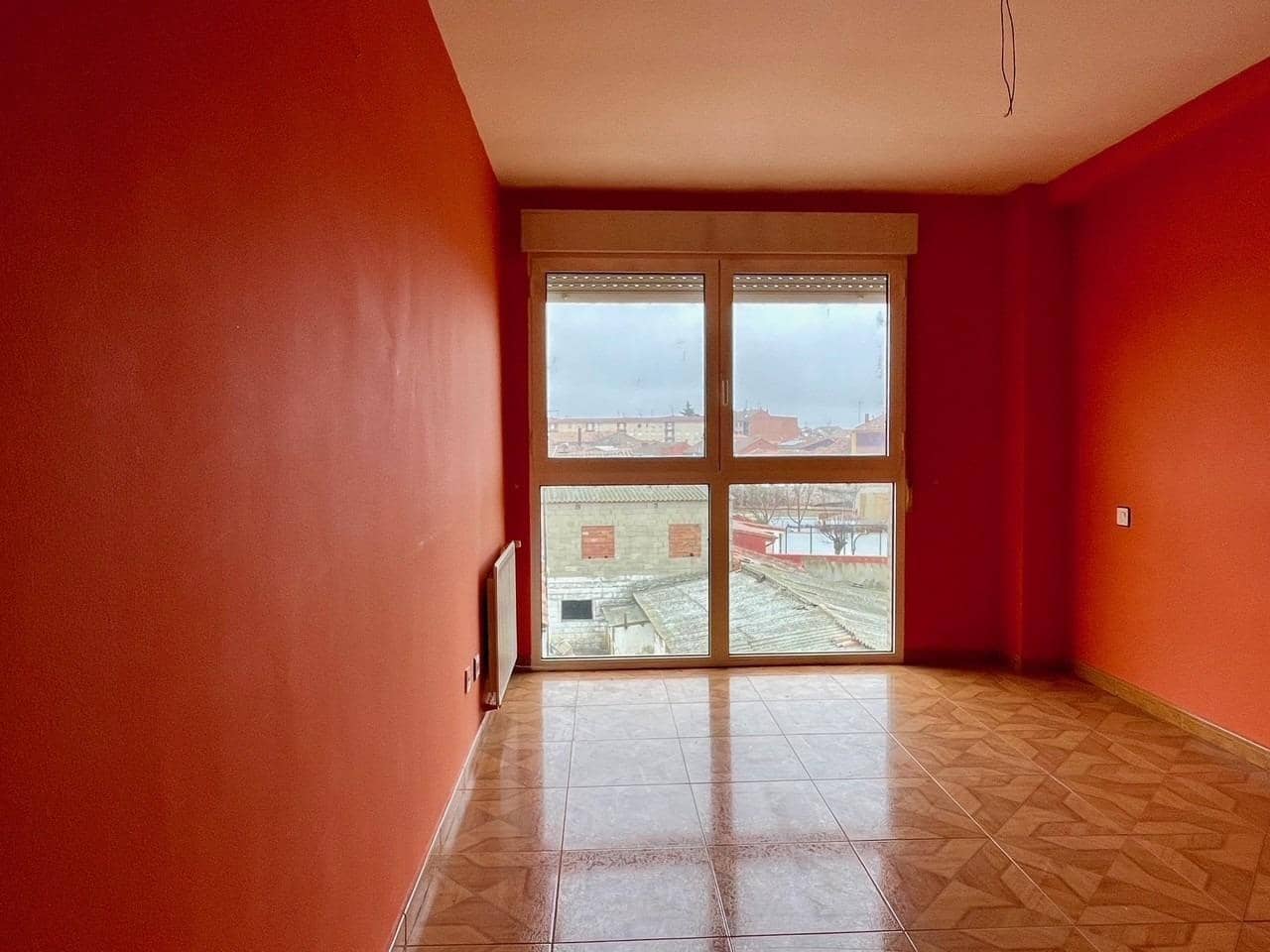 3 soveværelse Lejlighed til salg i Valencia de Don Juan - € 50.400 (Ref: 8716549)