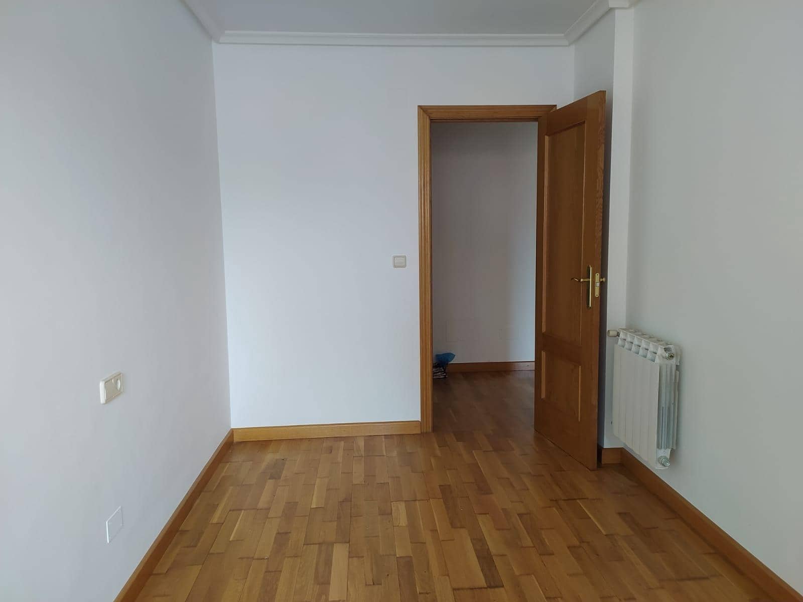 3 soverom Leilighet til salgs i Ponferrada med garasje - € 200 000 (Ref: 8722211)