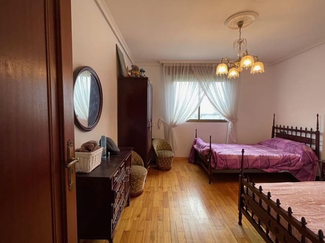 4 camera da letto Villa in vendita in Ponferrada con garage - 195.000 € (Rif: 8786628)