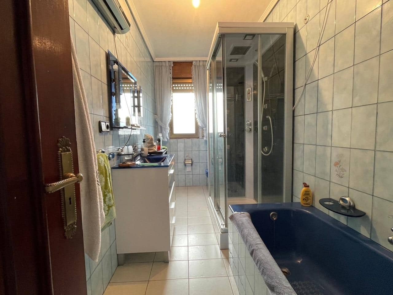 4 chambre Villa/Maison à vendre à Ponferrada avec garage - 195 000 € (Ref: 8786628)