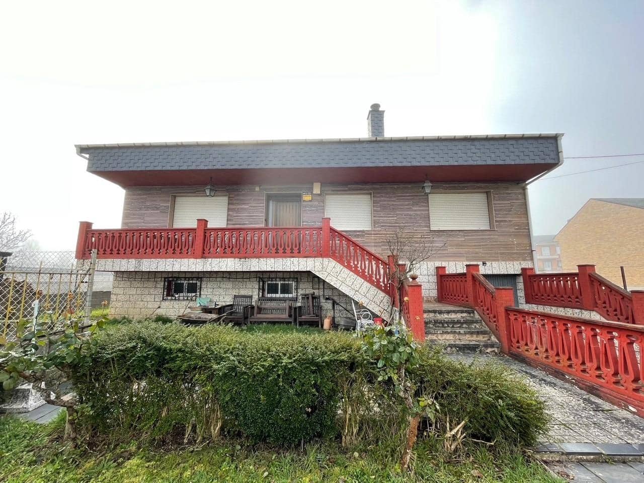 4 chambre Villa/Maison à vendre à Ponferrada avec garage - 195 000 € (Ref: 8786628)