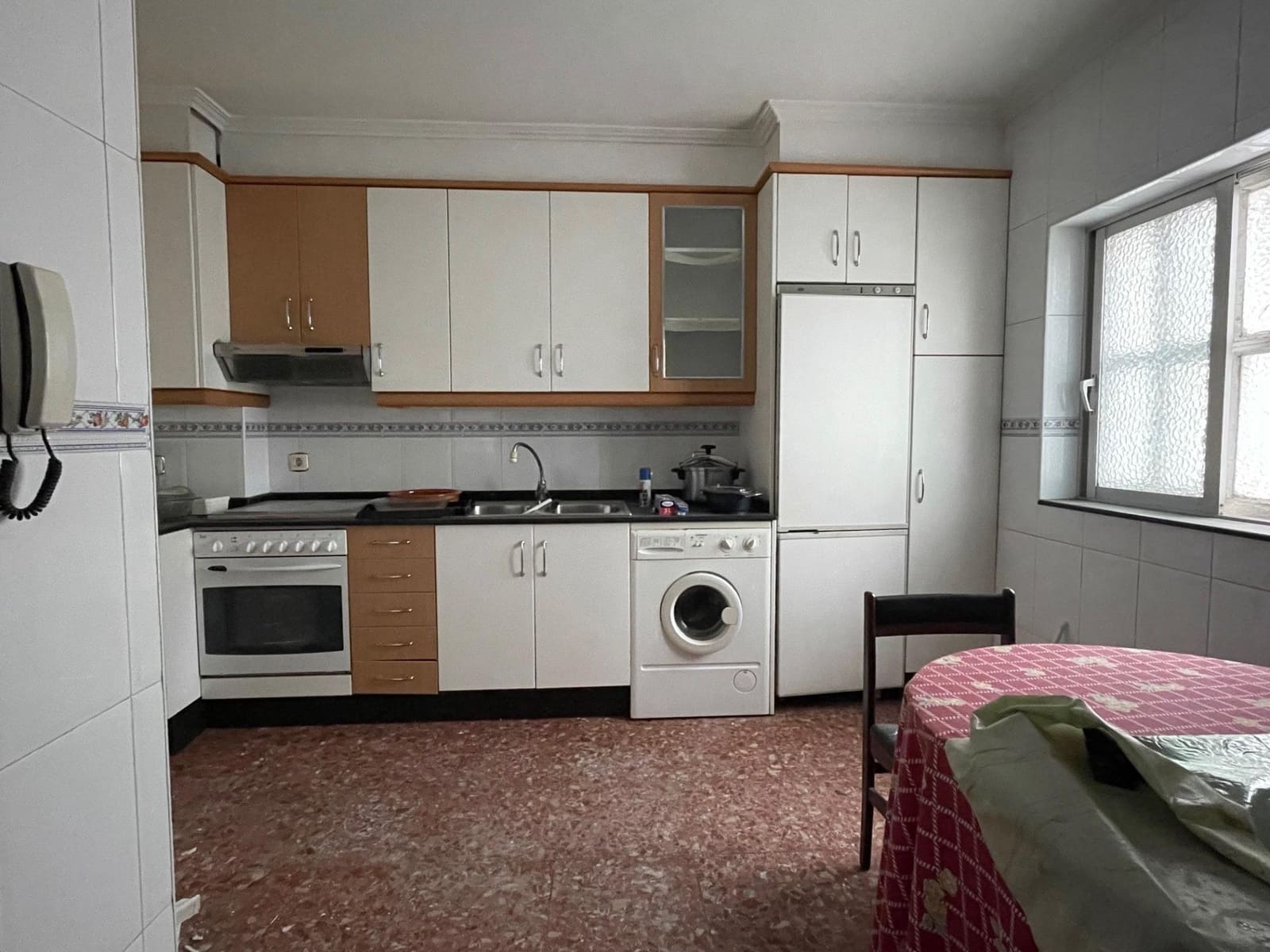 3 soveværelse Lejlighed til salg i Ponferrada - € 51.000 (Ref: 8843481)