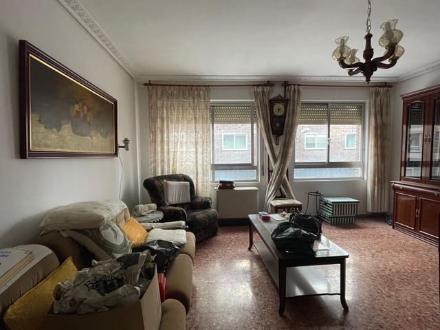 3 slaapkamer Flat te koop in Ponferrada - € 51.000 (Ref: 8843481)