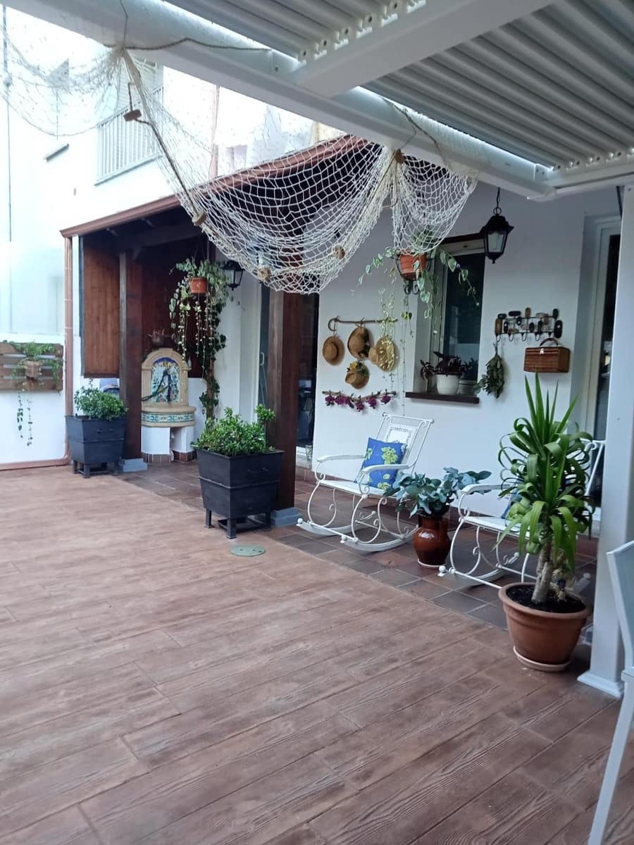 4 soverom Villa til salgs i Ponferrada - € 280 000 (Ref: 8867199)