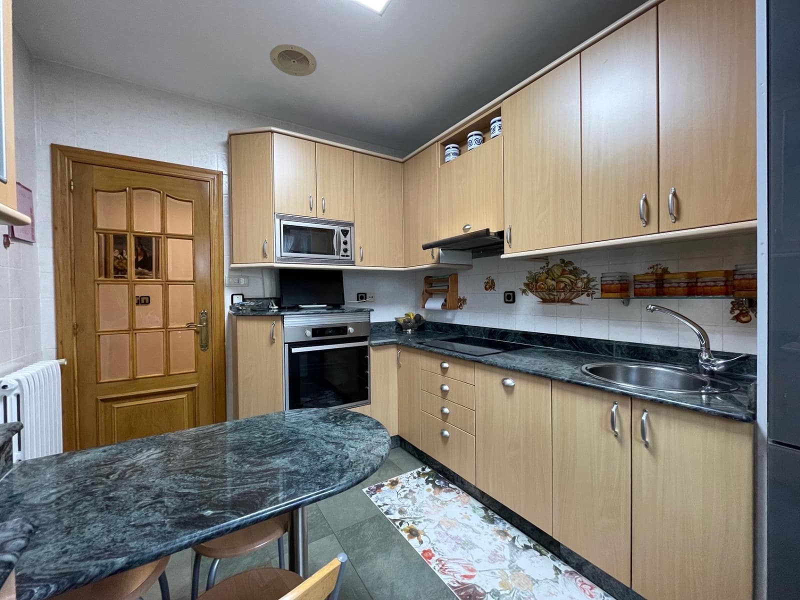 4 soverom Villa til salgs i Ponferrada - € 280 000 (Ref: 8867199)