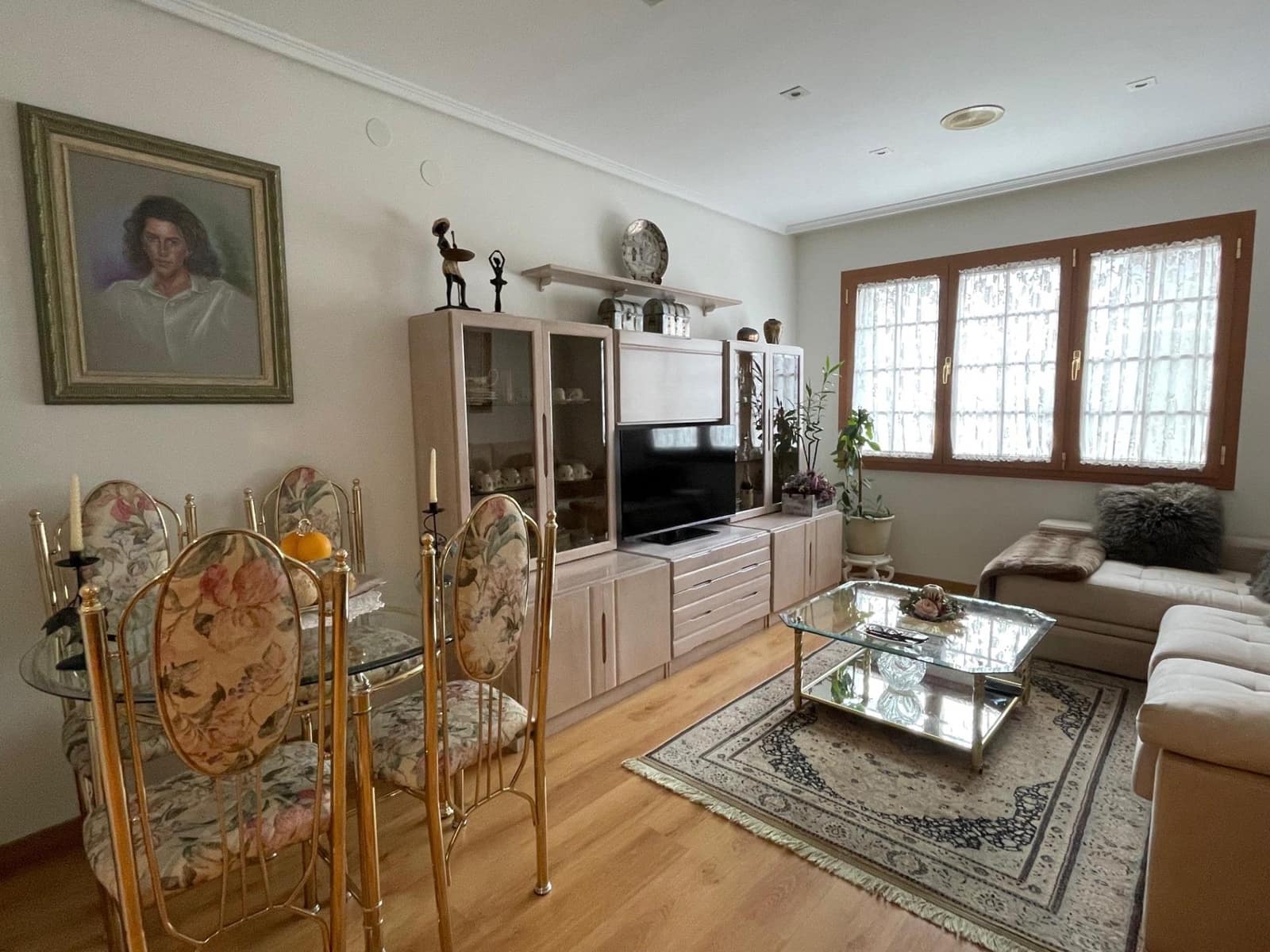 4 soverom Villa til salgs i Ponferrada - € 280 000 (Ref: 8867199)