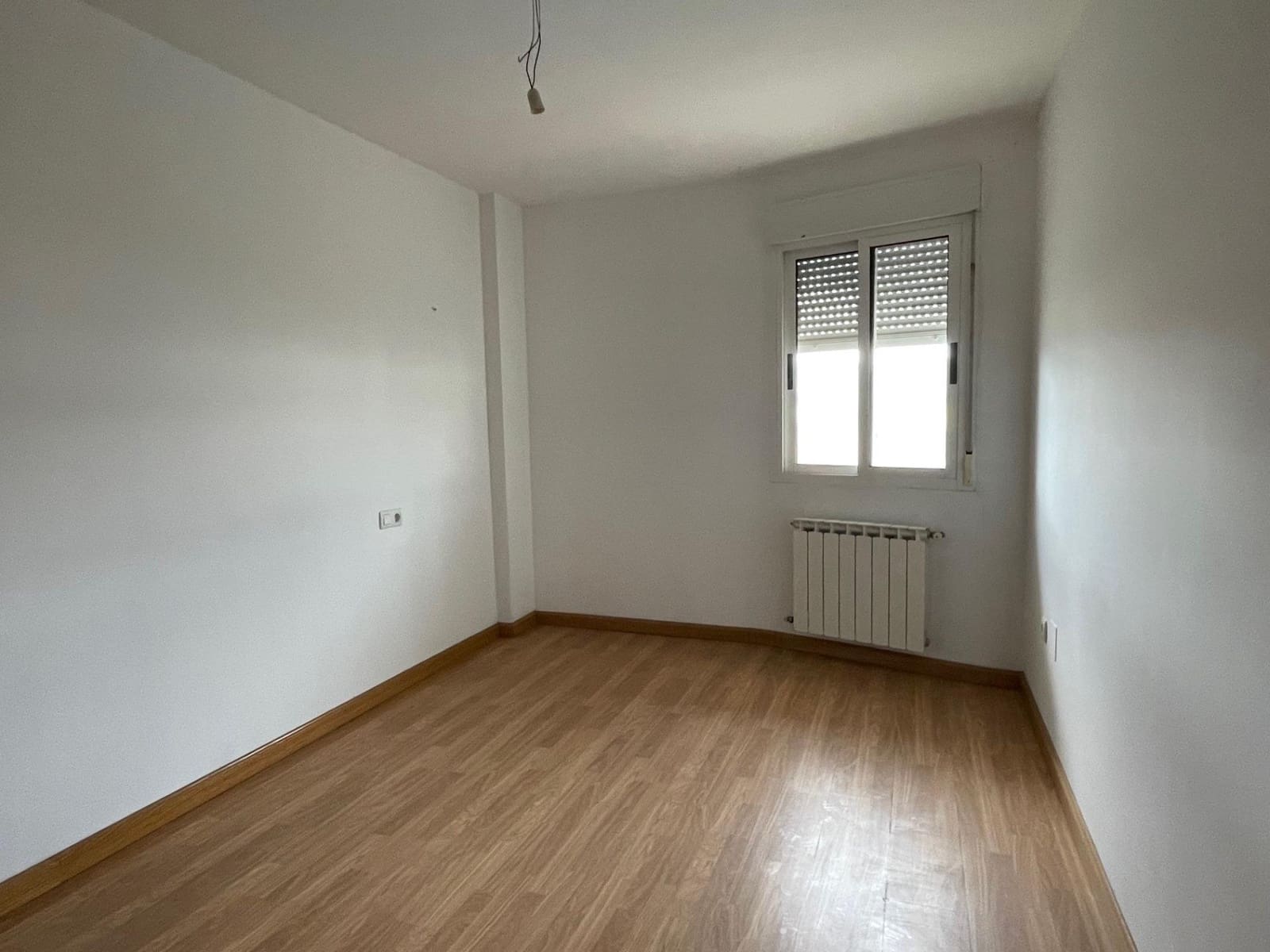 3 makuuhuone Rivitalo myytävänä paikassa Almazcara - 94 000 € (Ref: 8884317)