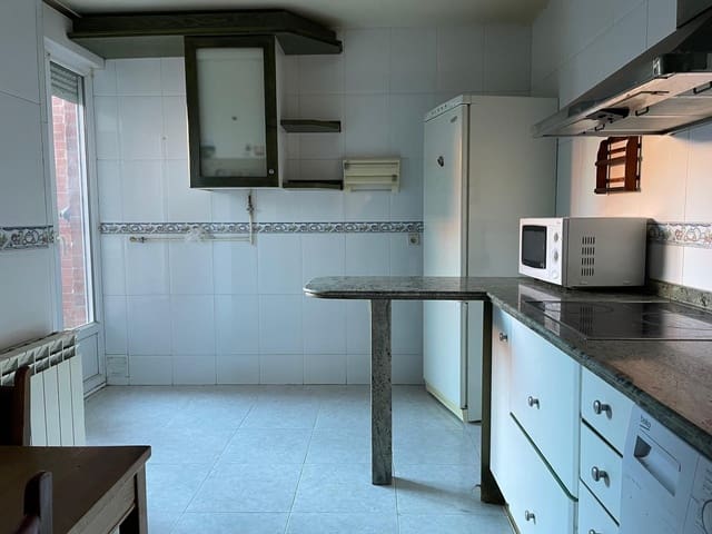 2 Zimmer Apartment zu verkaufen in Valencia de Don Juan - 70.000 € (Ref: 8892920)