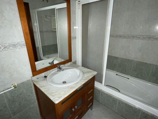 2 Zimmer Apartment zu verkaufen in Valencia de Don Juan - 70.000 € (Ref: 8892920)