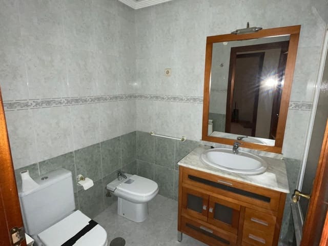 2 Zimmer Apartment zu verkaufen in Valencia de Don Juan - 70.000 € (Ref: 8892920)